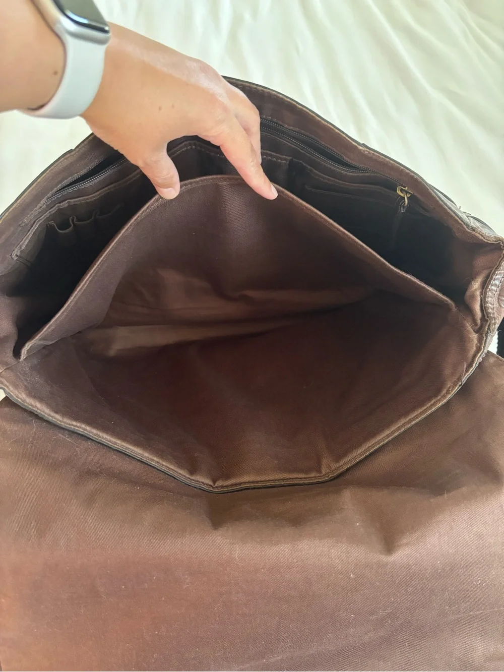 Fossil Dark Brown Leather Messenger Bag with Adjustable Strap